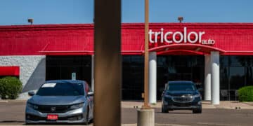 A closed Tricolor dealership in Mesa, Arizona on Sept. 24. Photographer: Ash Ponders/Bloomberg