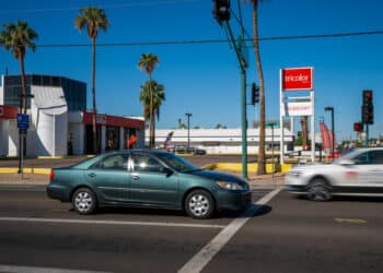 A closed Tricolor dealership in Phoenix, Arizona. Photographer: Ash Ponders/Bloomberg