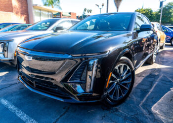 A General Motors Co. Cadillac Lyriq electric vehicle (EV) at a Cadillac dealership in Los Angeles, California, US, on Thursday, Oct 16, 2025. General Motors is scheduled to release earnings figures on October 21. Photographer: Kyle Grillot/Bloomberg
