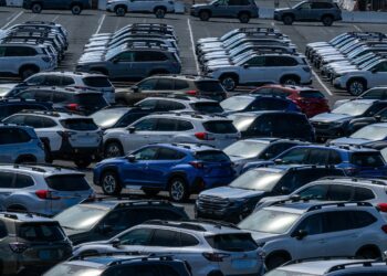 New Subaru vehicles in a storage lot at Auto Warehousing Co. in Richmond, California, US, on Monday, Sept. 8, 2025. Japanese auto shares climbed in Tokyo after Donald Trump signed an executive order confirming a deal that limits US tariffs on the sector to 15%, lifting investor sentiment. Photographer: David Paul Morris/Bloomberg