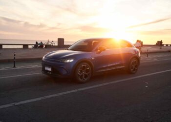 EVs avoided the use of 2.3M barrels of oil per day in 2025