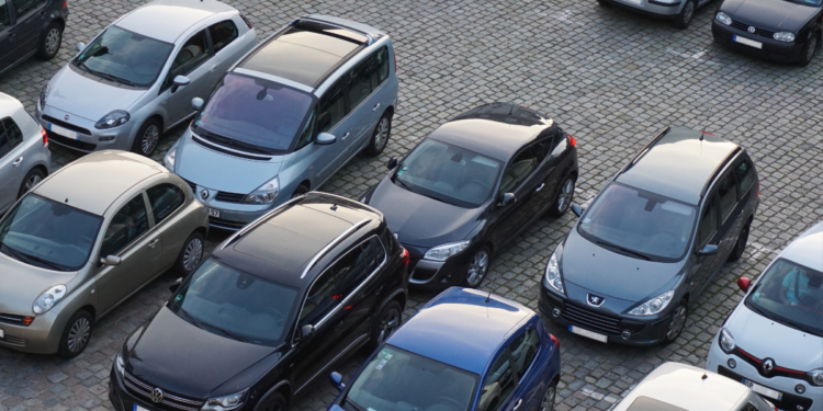 Securitized auto delinquencies improve sequentially as tax refunds roll in