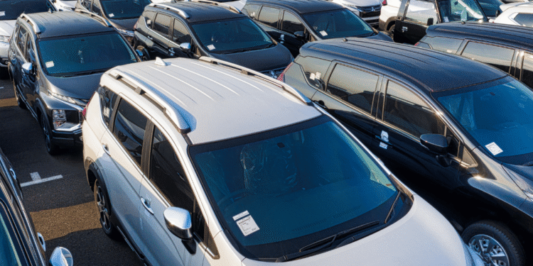 Interest rates drop in March for both used and new vehicles (Big Wheels)