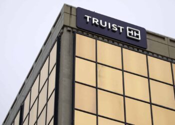 Truist Bank’s nonperforming indirect auto assets up 83.5% after criteria shift