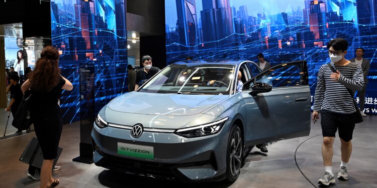 Volkswagen car sales drop on steep declines in China, US