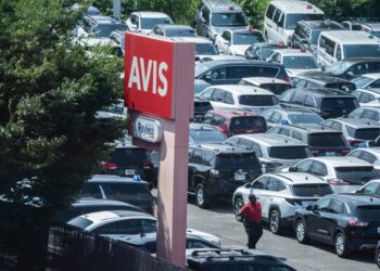 An Avis rental location in New York. Photographer: Jeenah Moon/Bloomberg