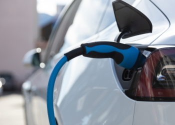 Fitch: Auto corporate bond issuers face ratings risk
