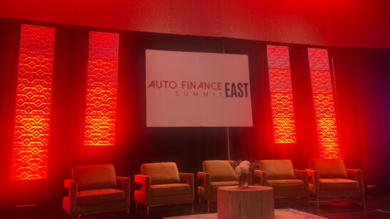 New-vehicle auto loan rates drop 102 bps in May (Big Wheels)
