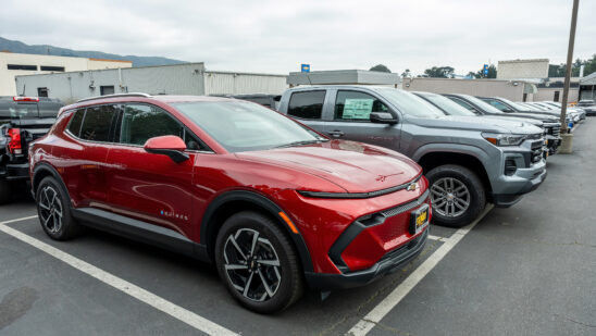 A General Motors Co. Equinox electric vehicle (EV) at a dealership in Colma, California, US, on Friday, Jan. 23, 2026. General Motors is scheduled to release earnings figures on January 27.