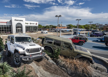 Carvana opens Stellantis test-drive center in tandem with new-car expansion 