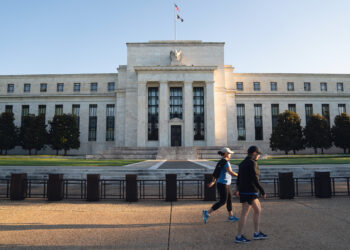 Fed holds rates steady, three officials dissent favoring a hike
