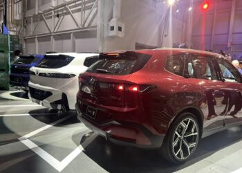BMW X5 models lined up at BMW Plant Spartanburg