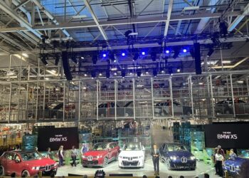 BMW Financial Services, BMW Group lean into EVs amid new BMW X5 rollout 